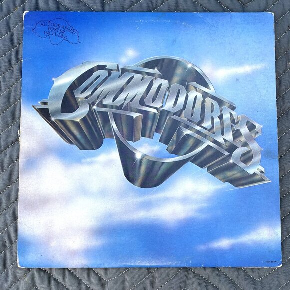 COMMODORES 1977 MOTOWN Vinyl Record - Picture 1 of 4